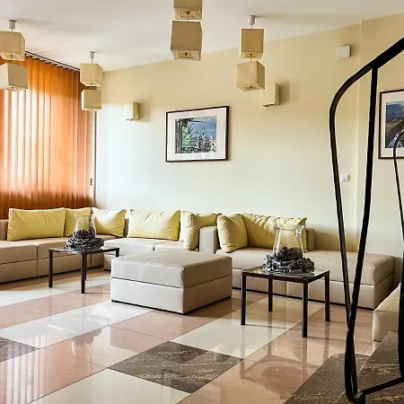 Piano Casa de hóspedes Krynica Morska