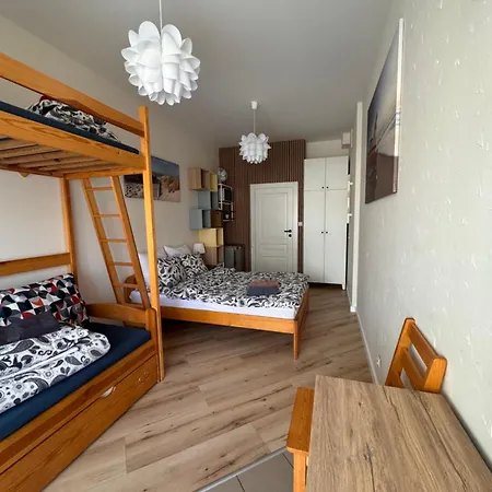 Piano Casa de hóspedes 3*