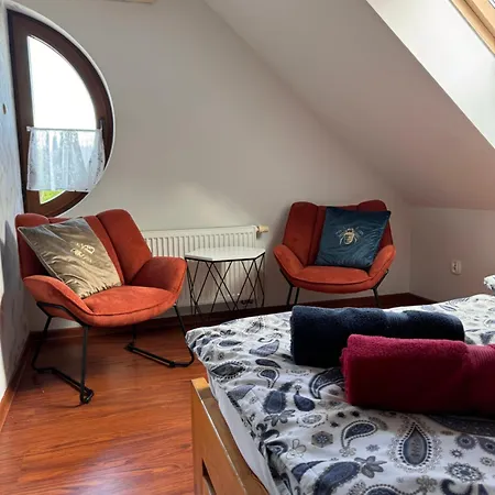 Casa de hóspedes Piano 3*